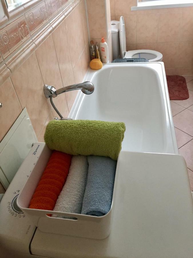 Apartament Joanna Parter Blisko Onkologii I Strefy Ekonomicznej Gliwice Luaran gambar